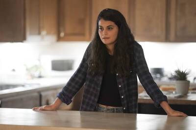 Freeform’s ‘Single Drunk Female’ Series Premiere Draws More Than 2.4 Million Multiplatform Viewers In Live+7 - deadline.com - Boston - county Love