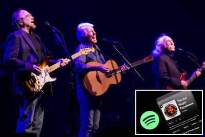 Crosby and Stills join Nash and Young in Spotify protest over Joe Rogan’s COVID-19 ‘disinformation’ - nypost.com - county Young