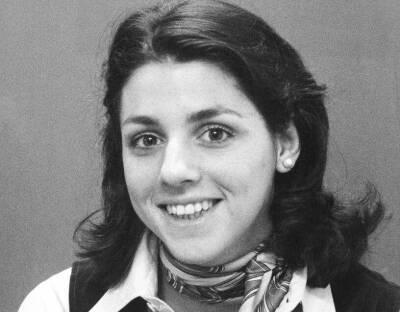 Robin Herman Dies: First Female Journalist To Gain NHL Locker Room Access Was 70 - deadline.com - New York - Canada - Washington