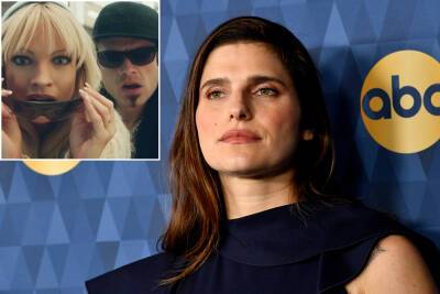 Pamela Anderson - Sebastian Stan - Lake Bell - Lily James - Tommy Lee - Motley Crue - Pam Anderson - How Lake Bell’s 2014 nude photo leak impacted directing ‘Pam & Tommy’ - nypost.com - Boston