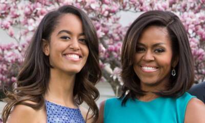 Michelle Obama looks so much like daughter Malia in remarkable throwback photo - hellomagazine.com - Chicago - county Hall