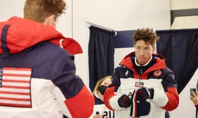 Shaun White gets ready for the Winter Olympics and for possible engagement with Nina Dobrev - us.hola.com - China