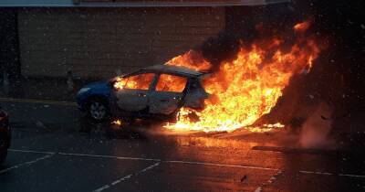 Dramatic photos show car ablaze at Scots retail park as emergency services rush to scene - www.dailyrecord.co.uk - Scotland - Beyond