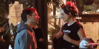 Tobey Maguire Chats With Mystery Girl Outside LA Bar - www.justjared.com - Los Angeles