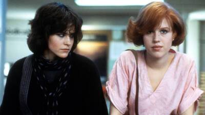 ‘Breakfast Club’ star Ally Sheedy reflects on her life after entering rehab in 1989: ‘I needed that’ - www.foxnews.com