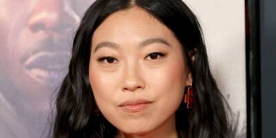 Awkwafina Addresses Controversy Surrounding Her 'Blaccent,' Announces She's Taking a Break from Twitter - www.justjared.com - Britain - USA