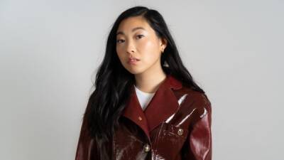 Awkwafina Addresses Blaccent And AAVE Criticism; Leaves Twitter - deadline.com - Britain - USA