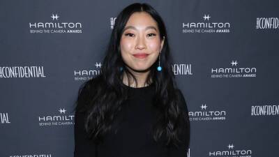 Awkwafina announces Twitter break, responds to cultural appropriation criticism - www.foxnews.com - Britain - USA
