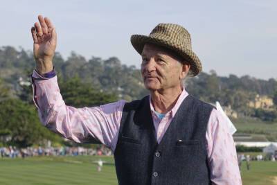 Bill Murray Putts The Ball In Without Looking At Pro Golf Tournament - etcanada.com - county Story