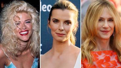 ‘GLOW’ Star Betty Gilpin In Talks To Play Anna Nicole Smith In ‘Hurricana’; Holly Hunter To Co-Star & Cassian Elwes Among Producers — EFM - deadline.com - Florida - Smith - city Hollywood, state Florida - county Gilpin