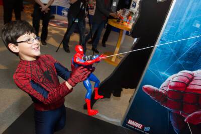 ‘Spider-Man: No Way Home’ Toy Sales Help Hasbro Smash Q4 Estimates; Company Considers Options For Discovery Family Stake - deadline.com
