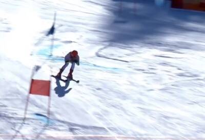 U.S. Olympics Star Mikaela Shiffrin’s Second Mistake In A Row On Slalom Leads To Heartbreaking TV Moment - deadline.com - USA - Italy - city Beijing