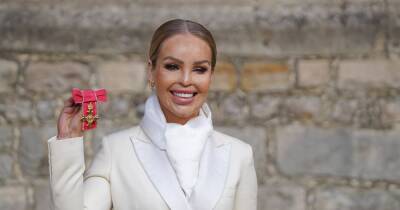 Katie Piper beams as she receives OBE: 'Trauma doesn't have to be a life sentence' - www.ok.co.uk