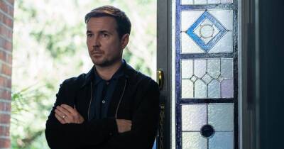 Martin Compston hits out at his Our House cast mates for being 'too tall' - www.dailyrecord.co.uk