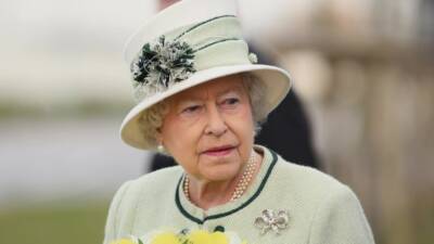 Queen Elizabeth Is Video Chatting With Family Members and 'Is on the Mend,' Source Says - www.etonline.com - Britain - Ukraine - Russia - county Windsor - Charlotte