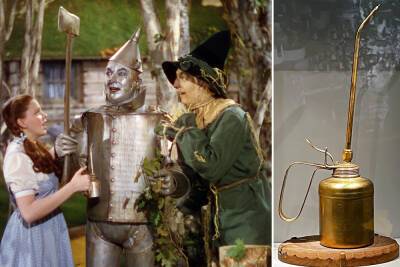‘The Wizard of Oz’ Tin Man’s oil can up for auction for the first time - nypost.com - Los Angeles - Washington