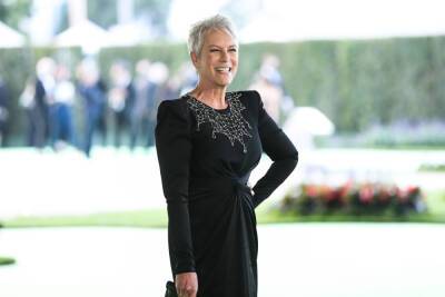 Jamie Lee Curtis Didn’t Want ‘Prosthetics’ To Become ‘Weird’ IRS Inspector In ‘Everything Everywhere All At Once’ - etcanada.com