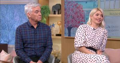 ITV This Morning star Holly Willoughby impressed by 'genius' fashion hack - www.manchestereveningnews.co.uk - Australia