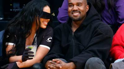 Kanye West and Chaney Jones Pack on the PDA While Sitting Courtside at Lakers Game - www.etonline.com - Los Angeles - Los Angeles - Washington