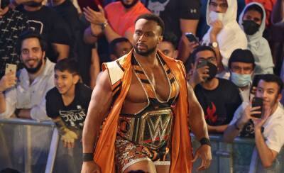 WWE Star Big E Reveals He Broke His Neck During ‘Smackdown’ Match - etcanada.com - Alabama - city Birmingham, state Alabama