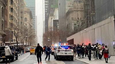 Police: 2 in stable condition after stabbing attack at MoMA - abcnews.go.com - New York - New York