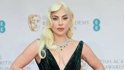 Lady Gaga Brings Old Hollywood Glamour to the BAFTA Awards Red Carpet - www.etonline.com - Italy