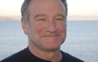Robin Williams told teen ‘Mrs Doubtfire’ co-star to not do drugs - www.nme.com - county Williams