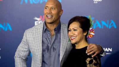 Dwayne Johnson credits females in his life for shaping him - abcnews.go.com - New York - USA - Hawaii - county Johnson