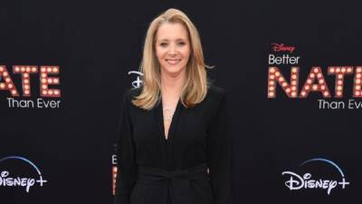 Lisa Kudrow Says She Thinks a 'Romy and Michele' Sequel Would Be 'Really Fun' (Exclusive) - www.etonline.com - Hollywood