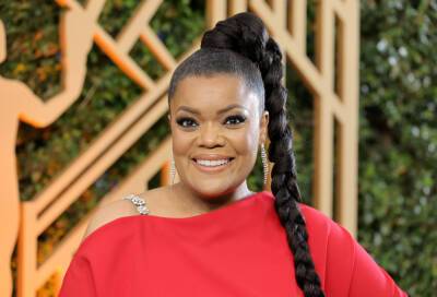 Yvette Nicole Brown ‘Would Love’ To Play School Counselor On ‘Abbott Elementary’: ‘I Love It So Much’ - etcanada.com
