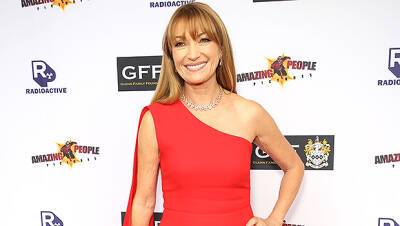 Jane Seymour, 71, Does Pilates In Crop Top Leggings — Photo - hollywoodlife.com - Thailand