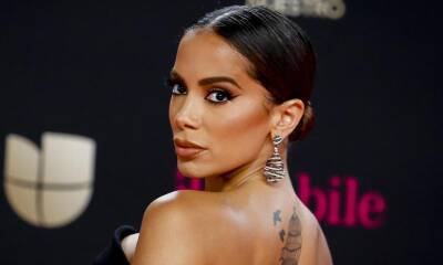 Anitta teases upcoming collaboration with Becky G and Tini & talks upcoming trilingual album - us.hola.com - Brazil