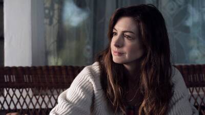 'WeCrashed': Inside Anne Hathaway's Portrayal of Rebekah and the Importance of That Play (Exclusive) - www.etonline.com
