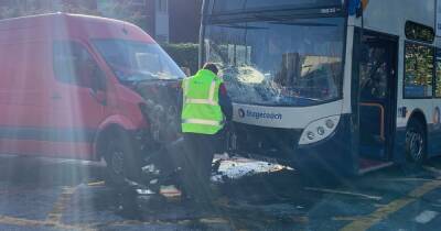 Major road in Stockport shut for several hours after crash involving bus - www.manchestereveningnews.co.uk - Manchester