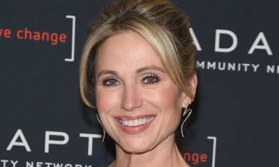 GMA's Amy Robach enjoys fun night out with friends ahead of new challenge - hellomagazine.com - New York - Berlin - county Pacific