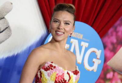 Scarlett Johansson Talks ‘Judgement’ Between Mothers, ‘It’s Crazy’ - etcanada.com