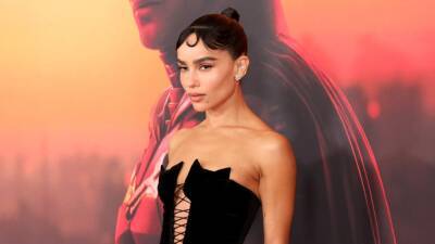 Zoë Kravitz Says Her Version of Catwoman Is Bisexual - www.glamour.com
