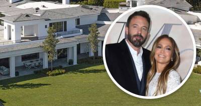 Jennifer Lopez and Ben Affleck are 'in escrow' on massive $50M mansion - www.msn.com - Los Angeles - Texas - county Todd