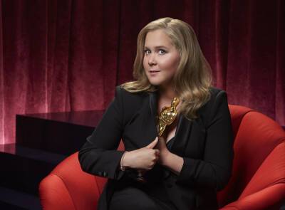 Amy Schumer Pitched Ukraine President Zelenskyy To Appear At The Oscars - etcanada.com - Ukraine