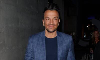 Peter Andre divides fans with dramatic new injury photo - hellomagazine.com