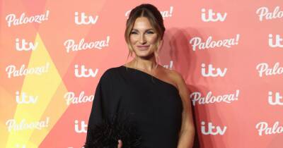 Sam Faiers shares glimpse of huge garden at 'dream' Surrey home as she asks fans for help - www.ok.co.uk