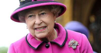 Queen has wheelchair lift installed at Balmoral cottage to help her get upstairs - www.manchestereveningnews.co.uk - Britain - Scotland - city Windsor