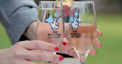 £1m National Lottery ticket bought in Rochdale still unclaimed - www.manchestereveningnews.co.uk - Britain