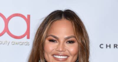 Chrissy Teigen undergoes IVF to try for another child - www.wonderwall.com
