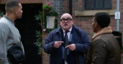 Maria Connor - Tony Maudsley - Coronation Street fans shocked as Benidorm star makes surprise cameo on ITV soap - ok.co.uk