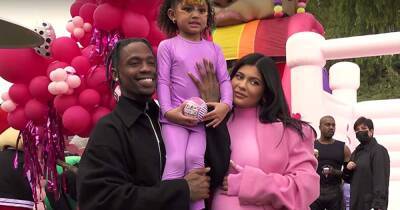 Kylie Jenner Shares Unseen Footage From Pregnancy With Son Wolf: Baby Shower, Labor and More - www.usmagazine.com - Los Angeles - Chicago