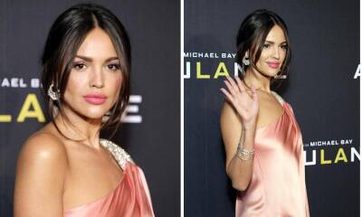 Eiza González stuns at the Paris premiere of Ambulance with Jake Gyllenhaal, and Yahya Abdul-Mateen II - us.hola.com - Los Angeles - Los Angeles - Mexico - Denmark