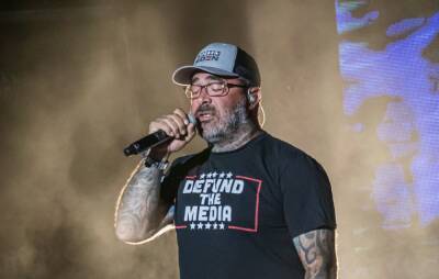 Staind’s Aaron Lewis on Ukraine: “Maybe we should listen to what Vladimir Putin is saying” - www.nme.com - USA - Ukraine - Russia