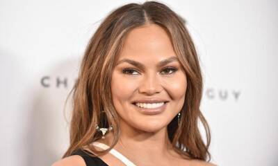 Chrissy Teigen completes IVF: ‘I feel so much healthier and so much better’ - us.hola.com