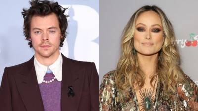 Harry Styles' Mom Adores Olivia Wilde and the Couple 'Couldn't Be Happier,' Source Says - www.etonline.com - London